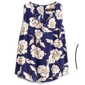 Verse Jory Spilt Neck Top